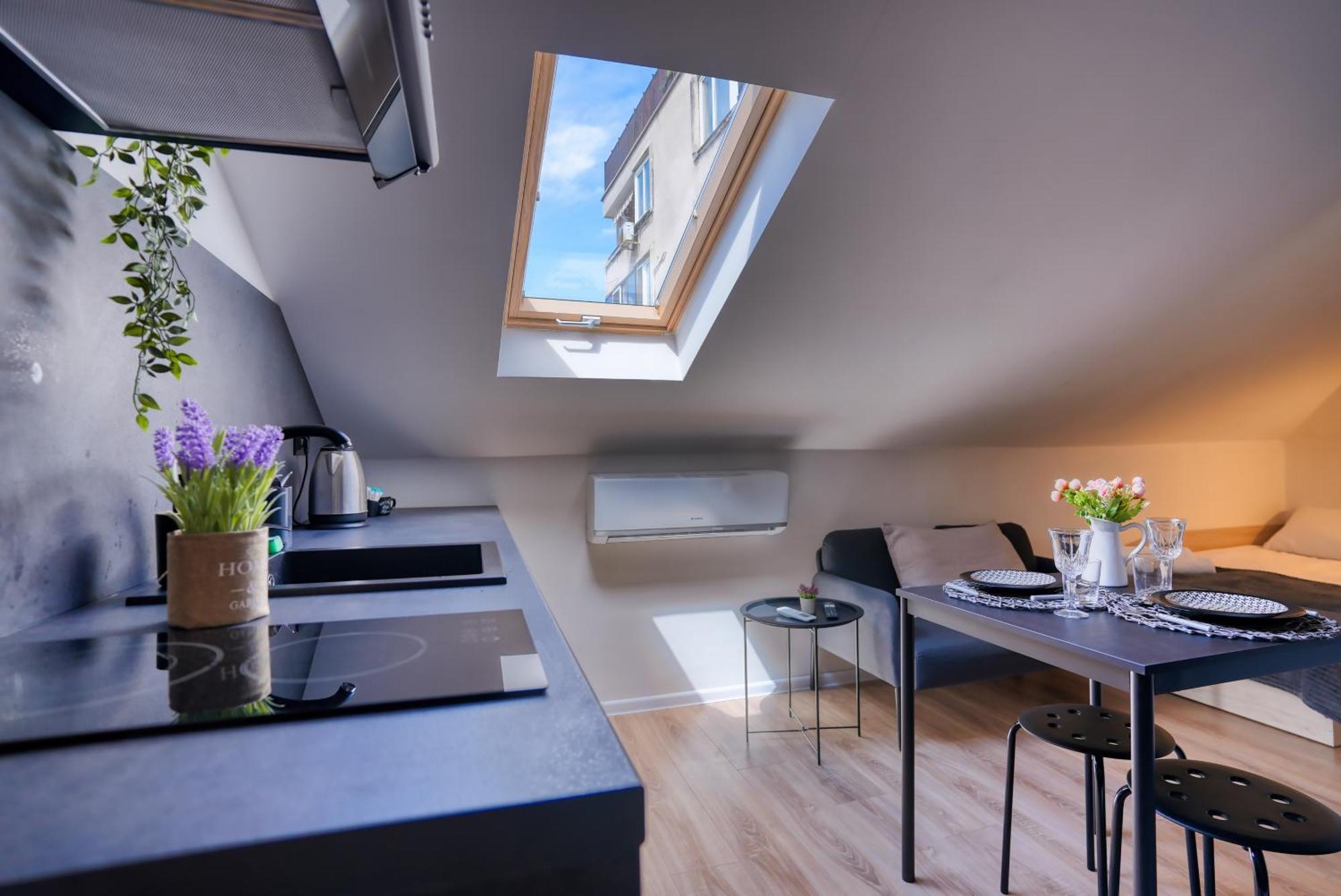 Lily'S Studio 7 By Bulgarentals - Central Sofia Exterior photo